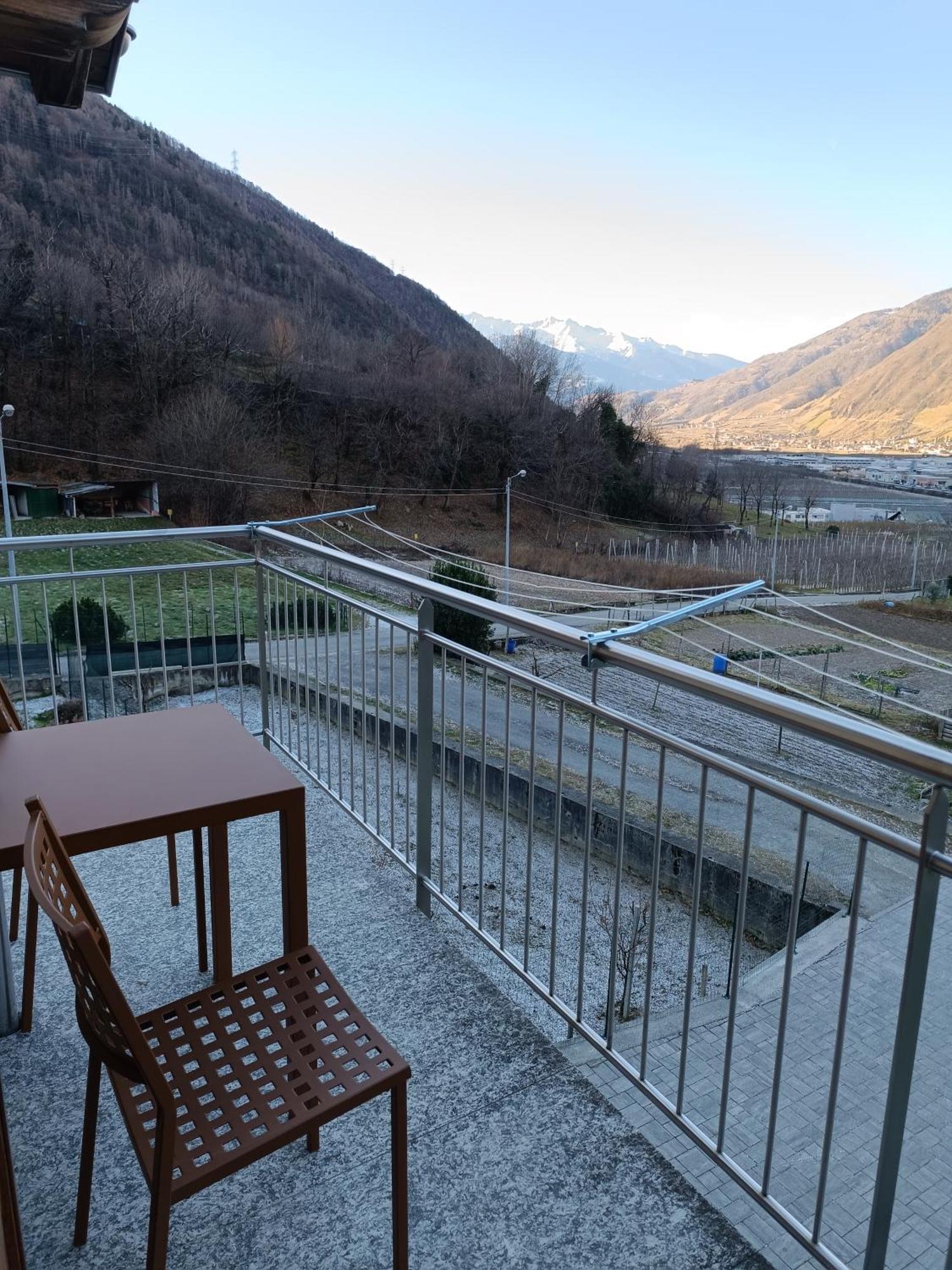 ティラーノPisolo Selvaggioアパートメント 部屋 写真